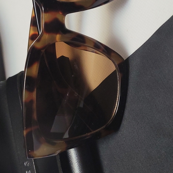 2FOR$30 BRAND NEW TRANSPARENT LENS  GOLD FLAT TOP FRAME SUNGLASSES +… - Picture 4 of 4